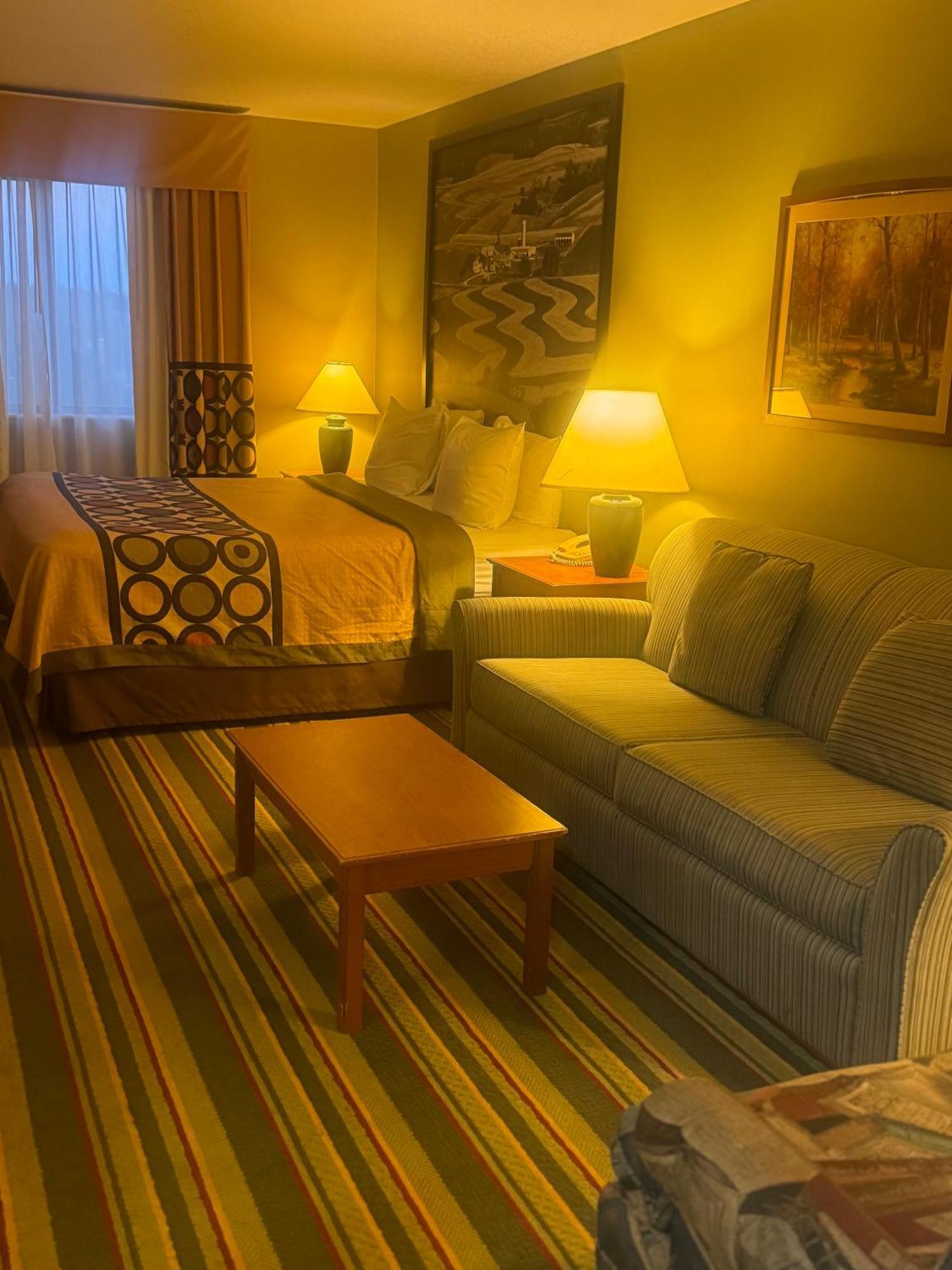 Super 8 By Wyndham Sparta Kültér fotó
